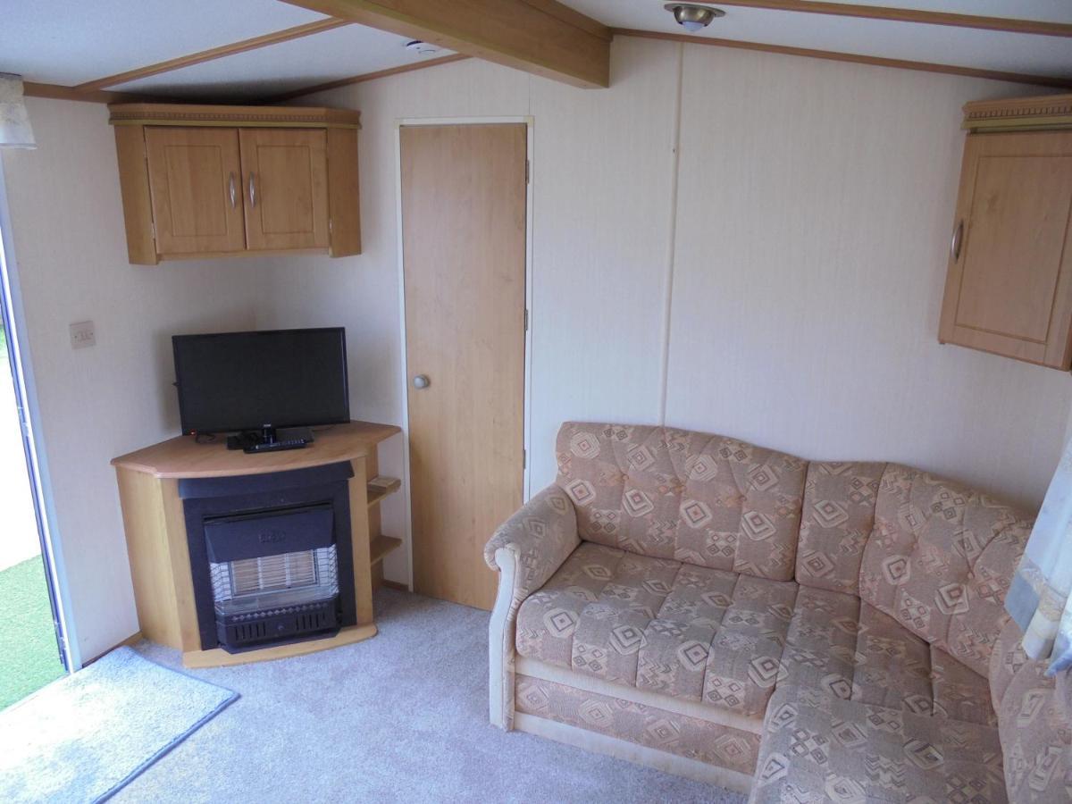 Promenade: Retreat:- 4 Berth, Access To The Apartment *