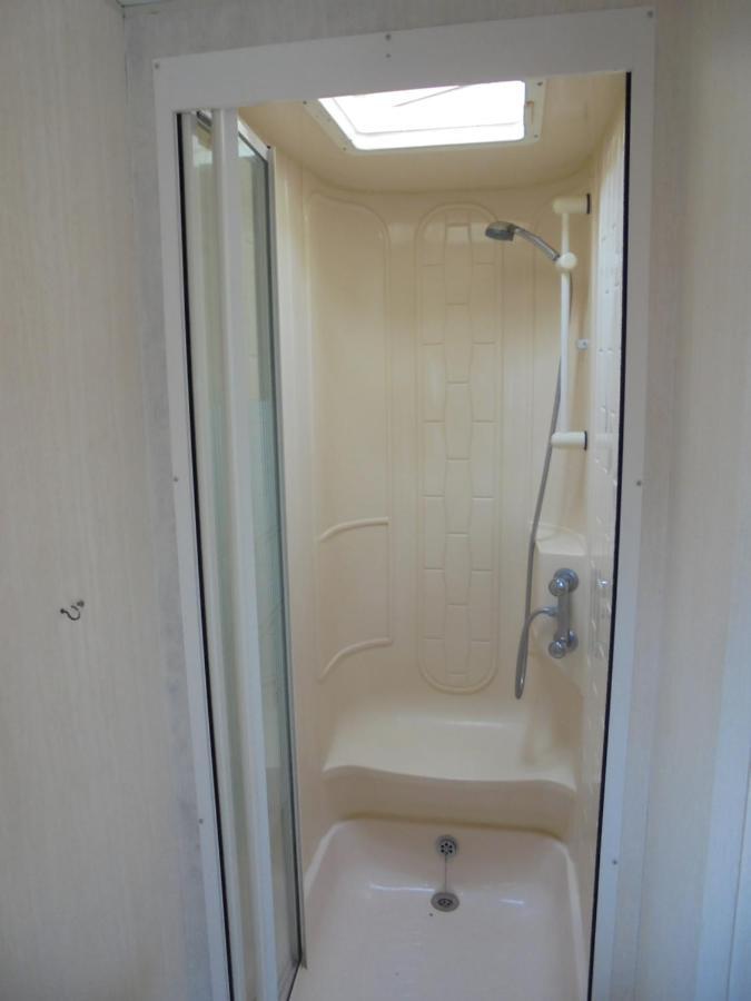 Apartment Promenade: Retreat:- 4 Berth, Access To The