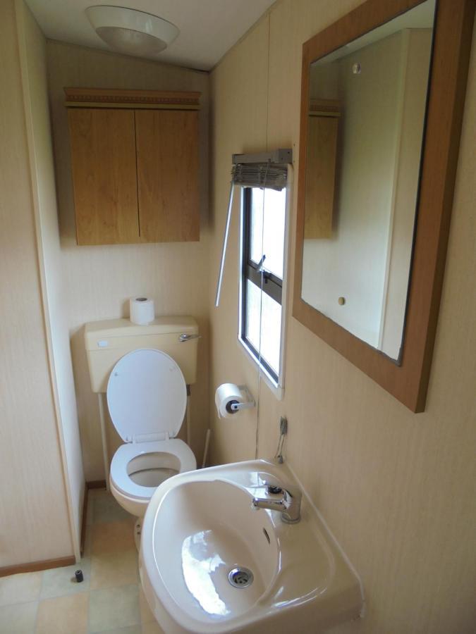 Promenade: Retreat:- 4 Berth, Access To The * Ingoldmells