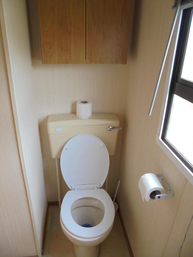 Promenade: Retreat:- 4 Berth, Access To The